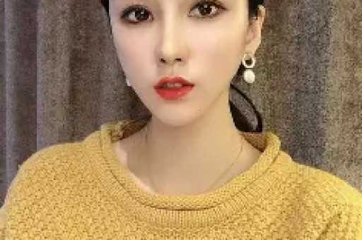 从‘南艺校花’到被封杀：刘露的堕落史与娱乐圈警示