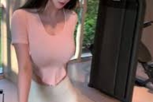 揭秘董宇辉“法不责辉”:假洋牌背后的真相与启示 揭秘董宇辉“法不责辉”:假洋牌背后的真相与启示